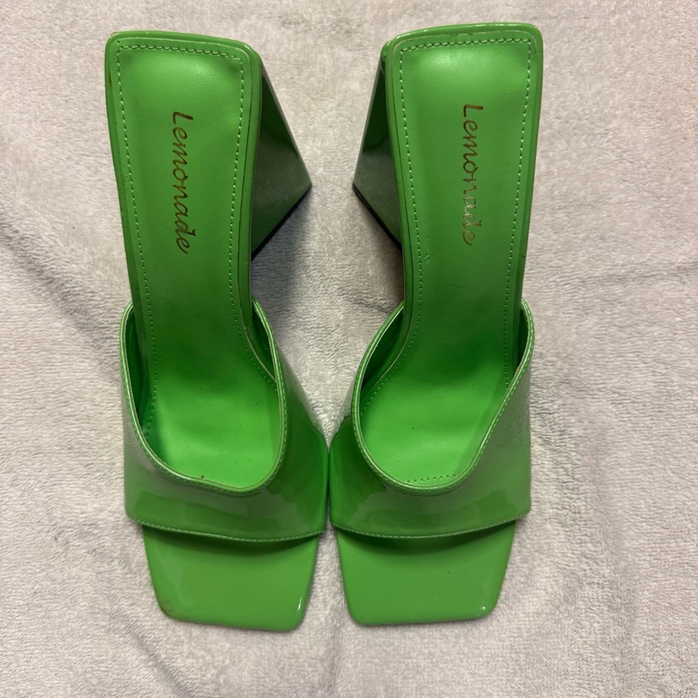 Lemonade Vibrant Green Patent Triangle Heeled Sandals - Sz 9 - Picture 6 of 6